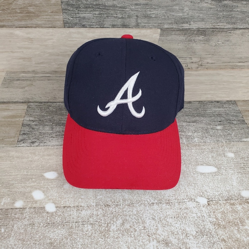 Vintage MLB Atlanta Braves Baseball Hat One Size Blue Red Strapback Adjustable